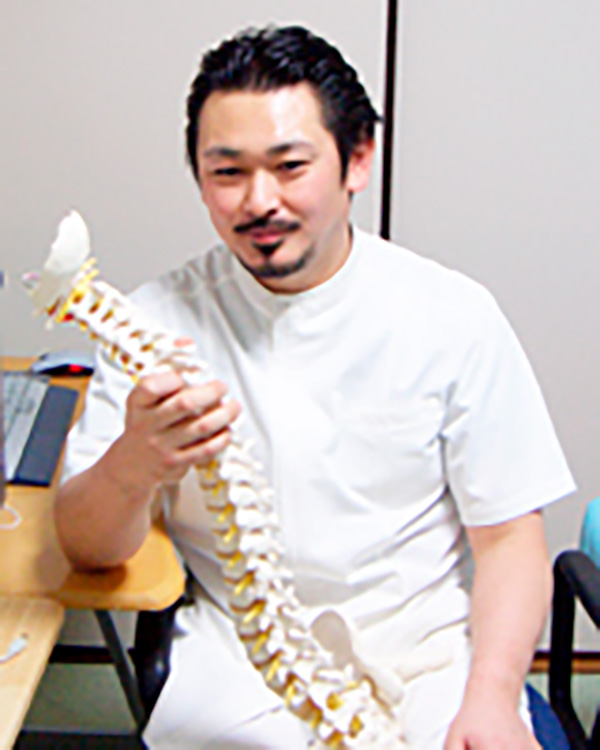 整体理論、整体技術…身体操作の研究を重ねて、 整体療法の新たな可能性を開拓するため日々奔走中